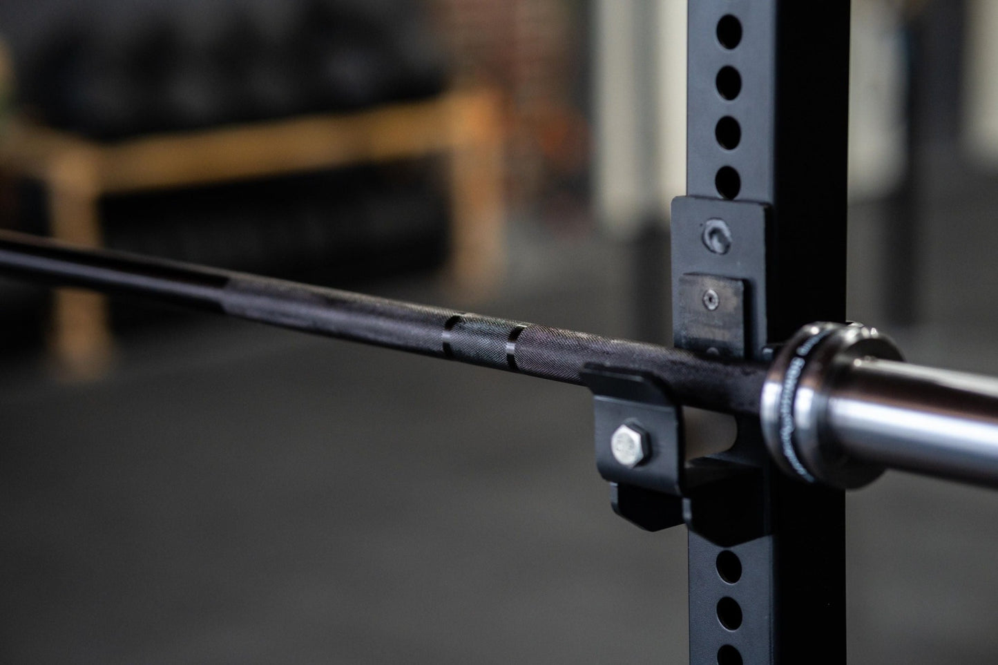 Bison Barbell Crosslifting® SQMIZE® ELITE CLUB OB86CRm-D (20kg) - SQMIZE Nederland