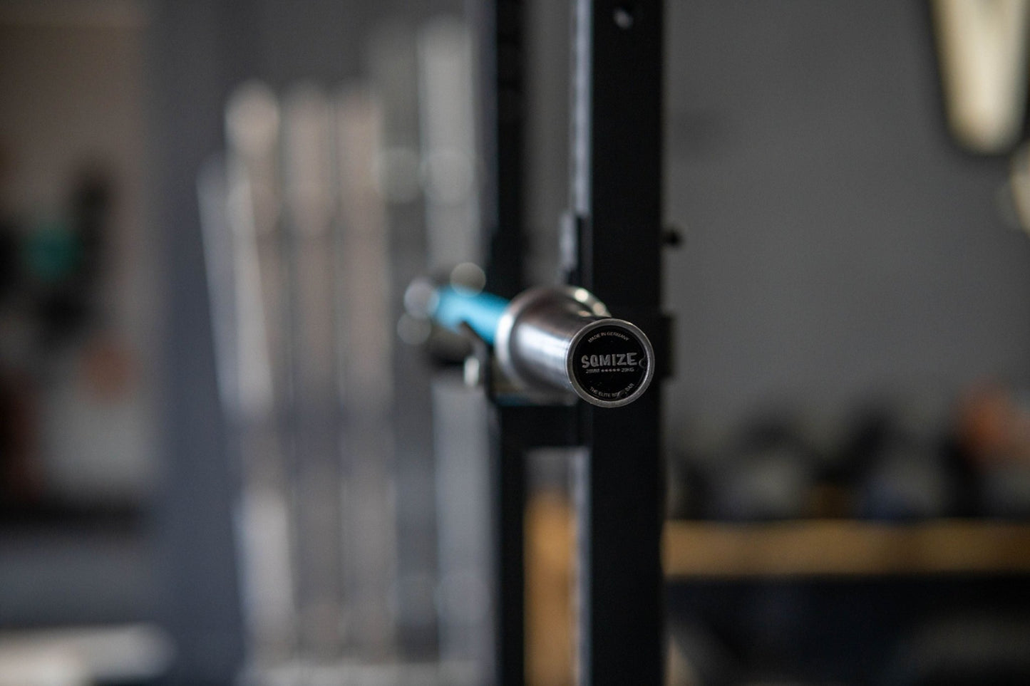 Cerakote Barbell SQMIZE® PREMIUM BISON OB79CRw-DG Blue Ice (15kg) - SQMIZE Nederland