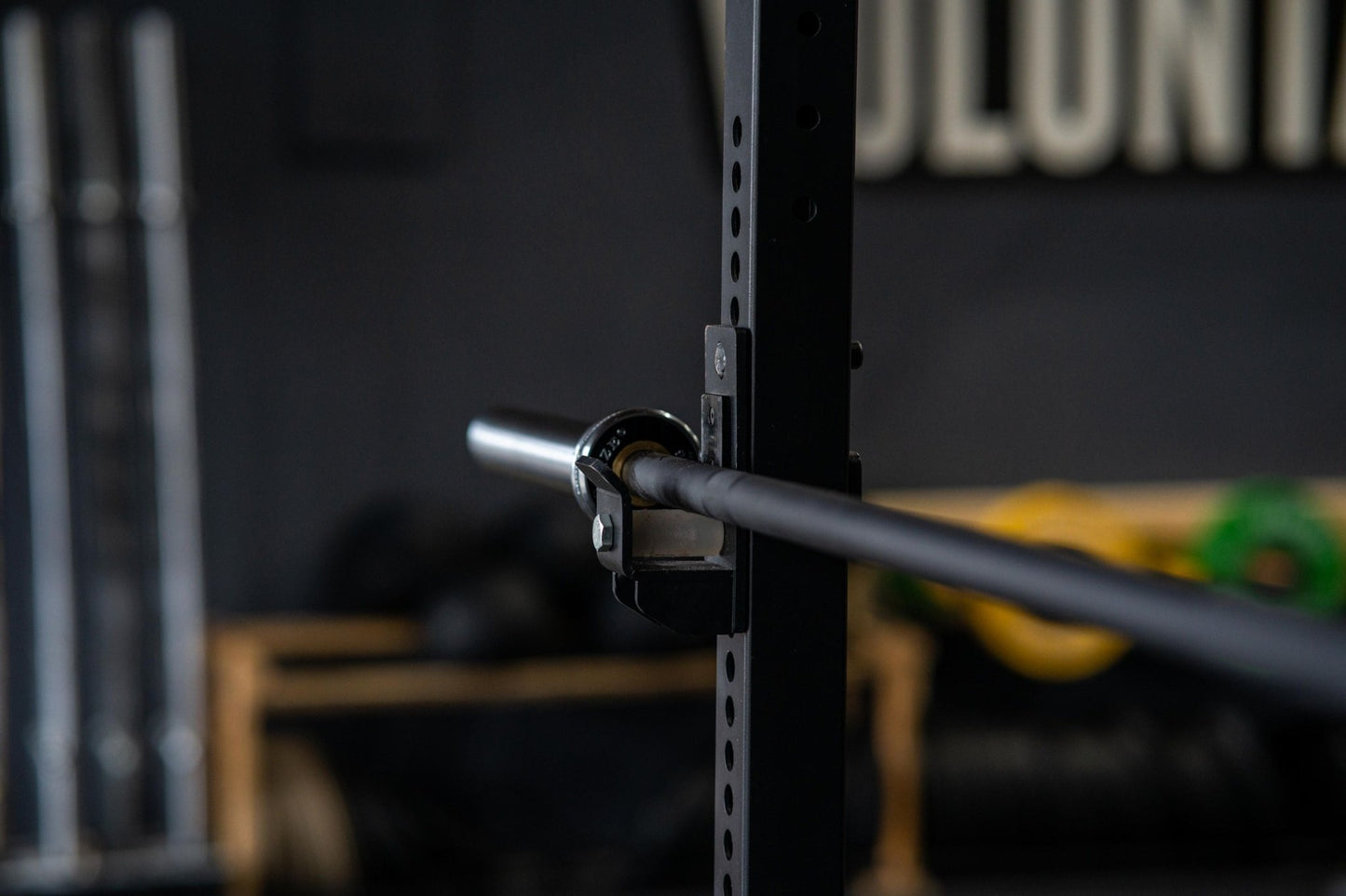 Cerakote Barbell SQMIZE® PREMIUM BISON OB86CRm-DG Amor Black (20kg) - SQMIZE Nederland