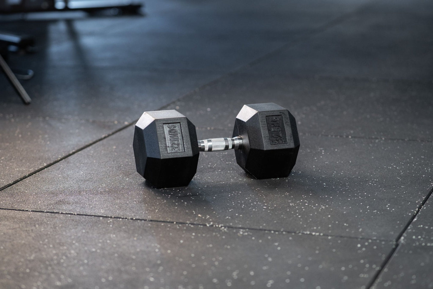Hex Dumbbell SQMIZE® HDBR32.5 Rubber, 32,5 kg - SQMIZE Nederland