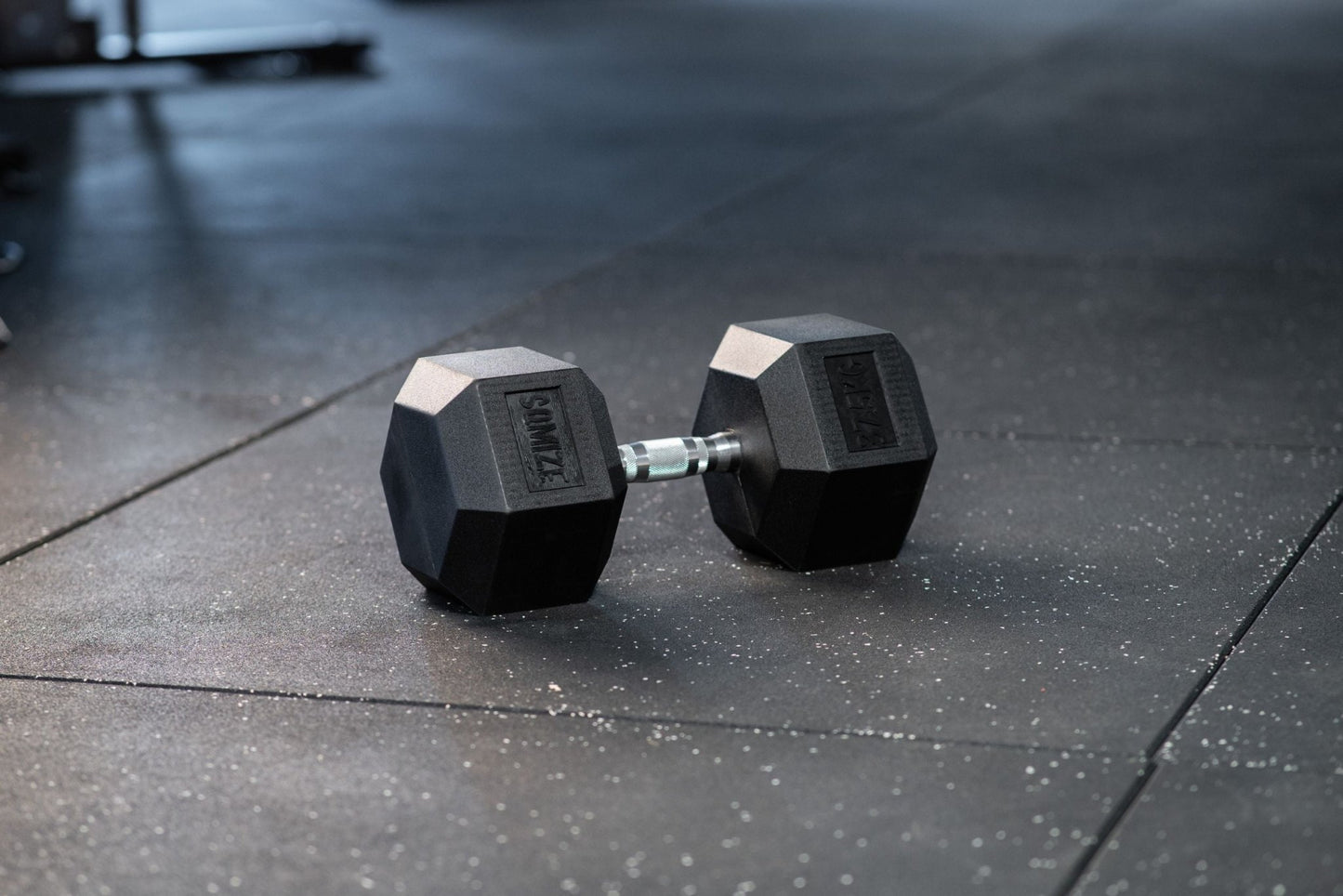 Hex Dumbbell SQMIZE® HDBR37.5 Rubber, 37,5 kg - SQMIZE Nederland