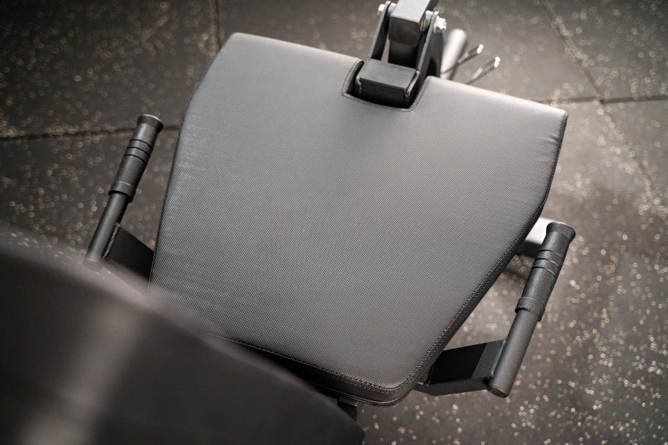 Leg Extension & Supine Curl Station SQMIZE® POWER PACK LC6i - SQMIZE Nederland