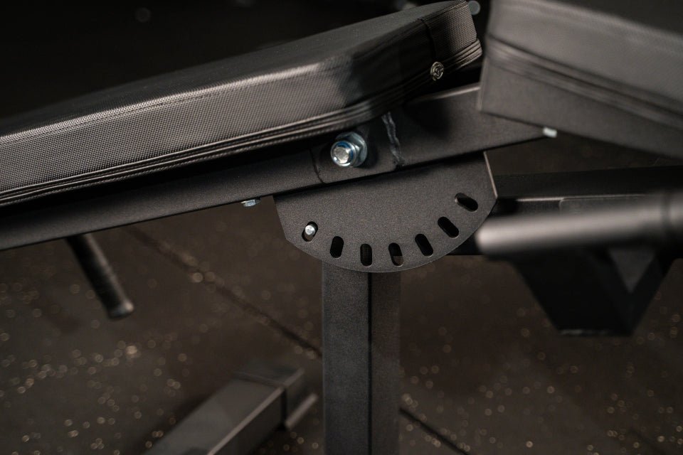 Leg Extension & Supine Curl Station SQMIZE® POWER PACK LC6i - SQMIZE Nederland
