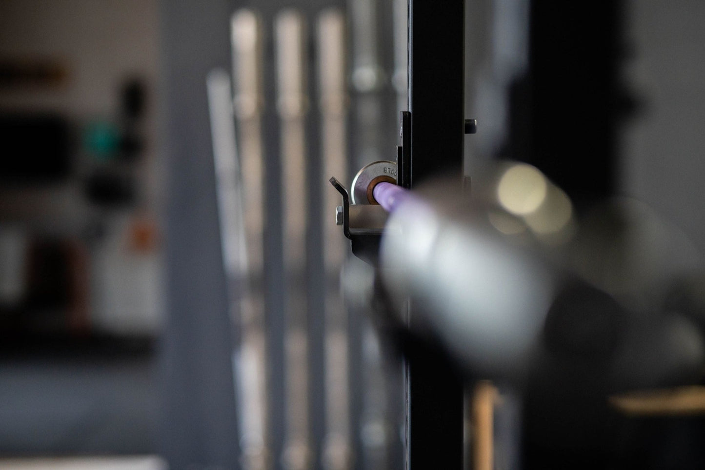 Olympia Barbell SQMIZE® ELITE CLUB OB79CRw-ES Ceramic Purple (15kg) - SQMIZE Nederland