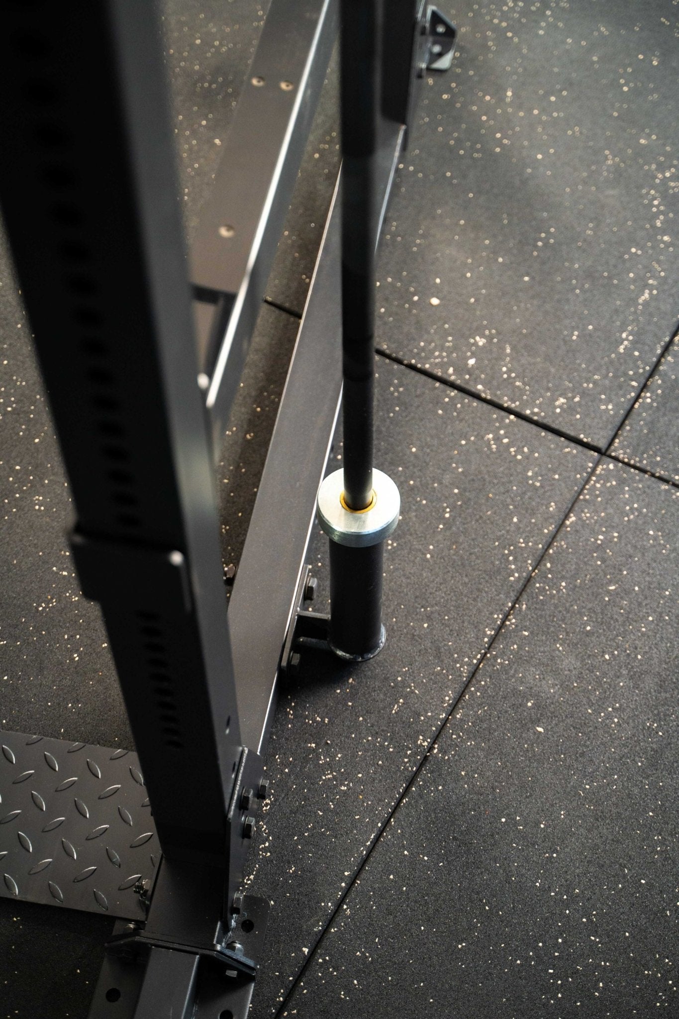 Power Rack Barbell Holder SQMIZE® SQ480BH-L, Halterstang Links - SQMIZE Nederland