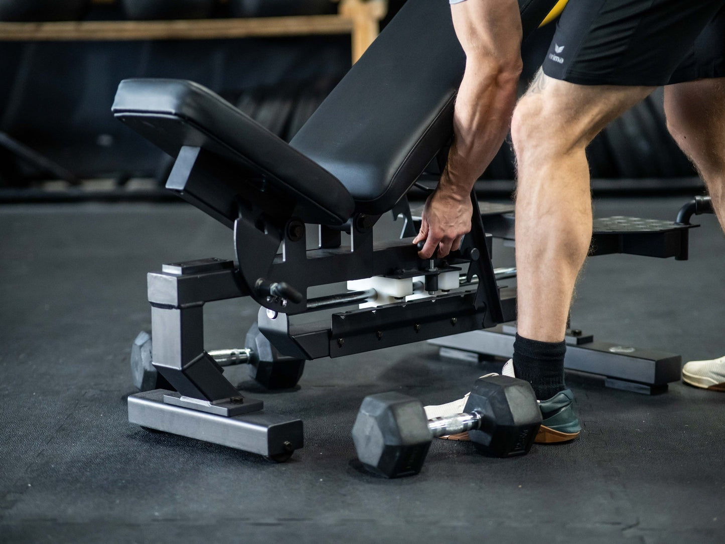 Trainingsbank SQMIZE® ELITE CLUB SQ-R660 met Spotterstands - SQMIZE Nederland