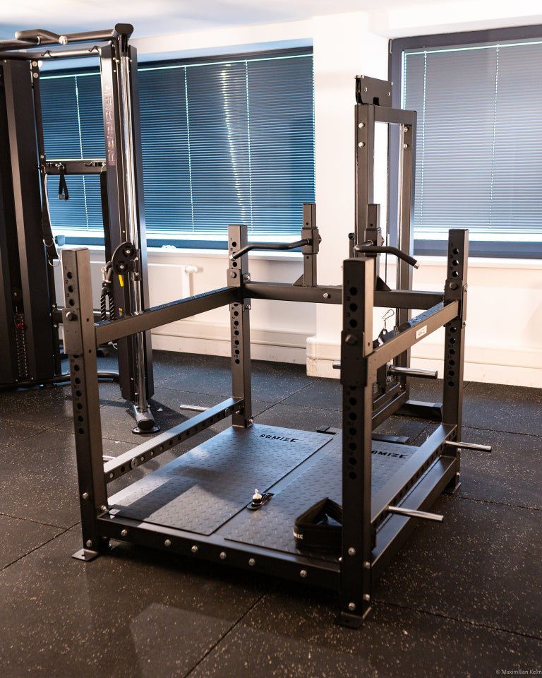 Belt Squat & Bench Rack Station SQMIZE® ELITE CLUB BS2800 - SQMIZE Nederland