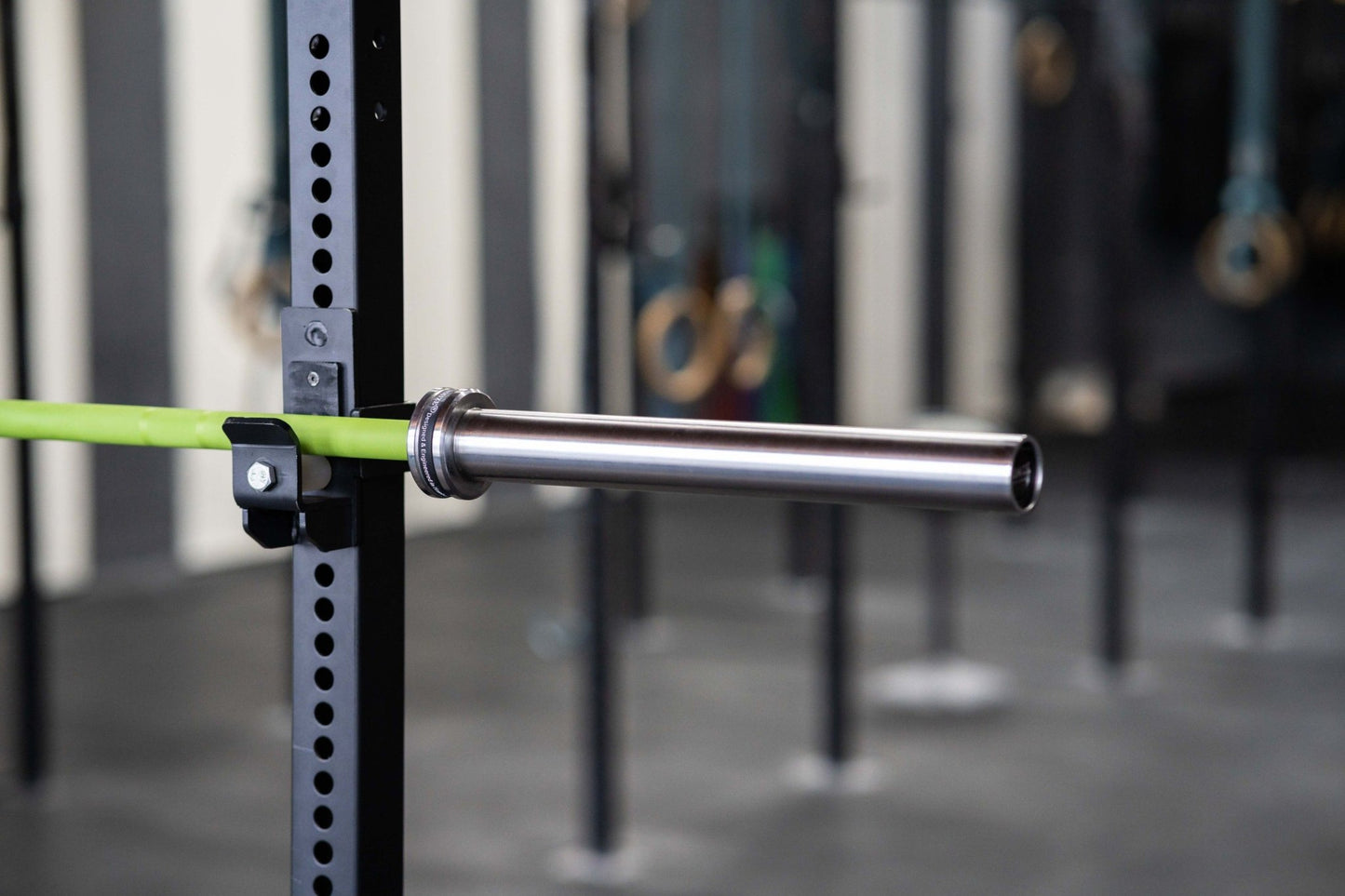 Cerakote Barbell SQMIZE® PREMIUM BISON OB86CRm-DG Zombie Green (20kg) - SQMIZE Nederland