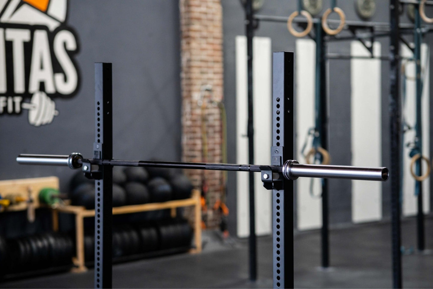 High-Tempered Bumper Plate Met Barbell SQMIZE® CRBS-C100 Trainingsset, 120 kg - SQMIZE Nederland