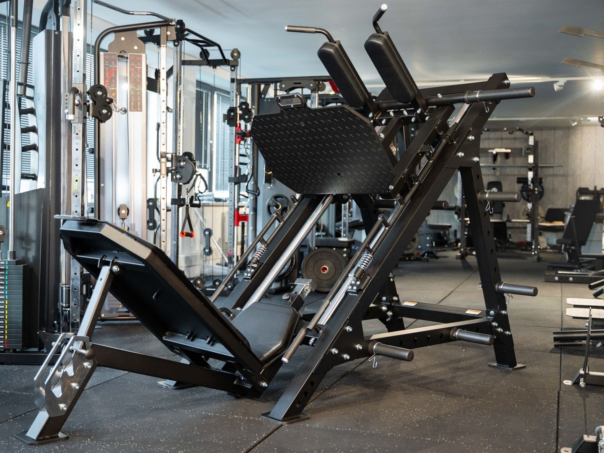 Legpress & Hackenschmidt Machine SQMIZE® PREMIUM BISON LPH16i - SQMIZE Nederland