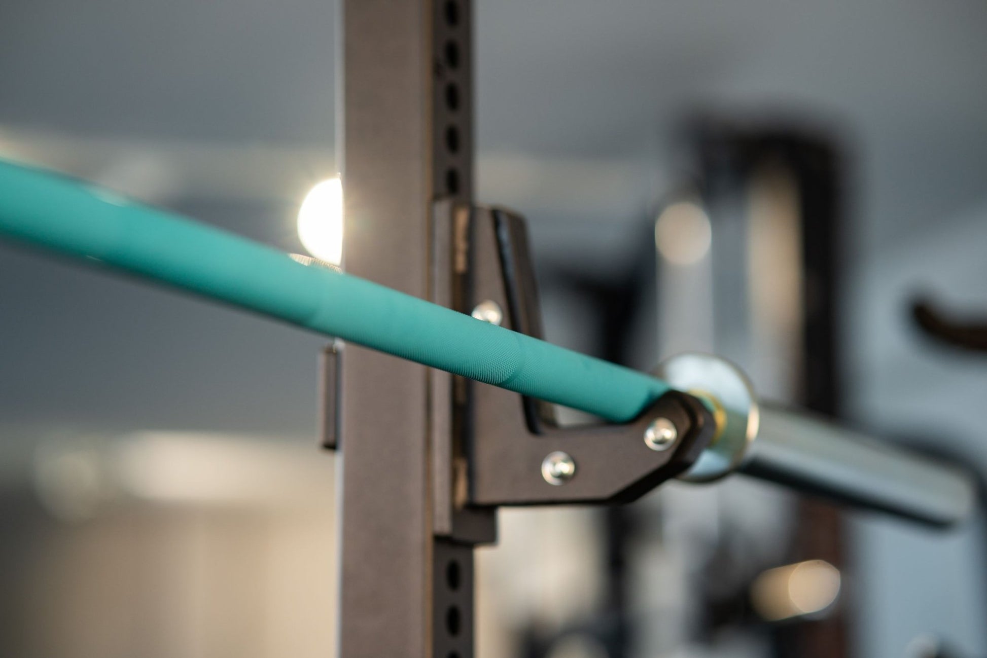 Powerlifting Barbell SQMIZE® PREMIUM BISON OB86PL-KDK-G Cerakote Aztec Teal (20kg) - SQMIZE Nederland