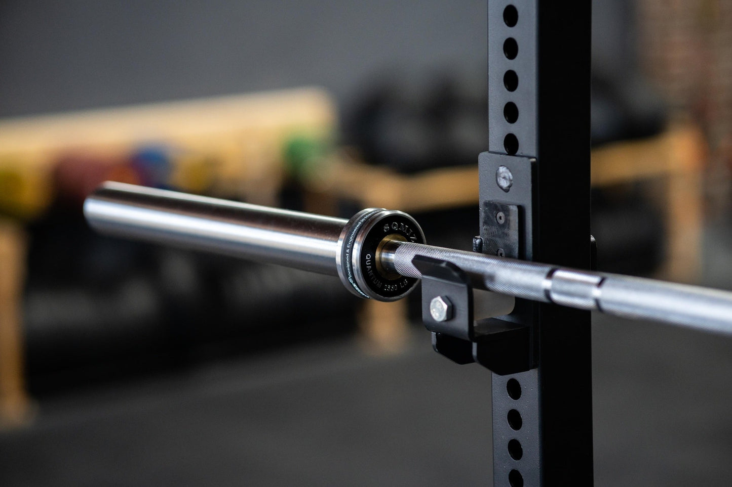 Premium Bison Competition Bumper Plate Met Barbell Set SQMIZE® CompBS140, 160 kg - SQMIZE Nederland