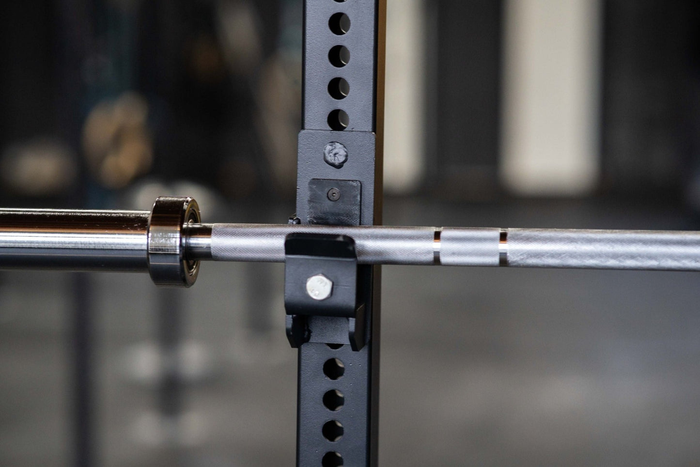 Rackable Olympia Barbell SQMIZE® FOX LINE OB79B (15kg) - SQMIZE Nederland