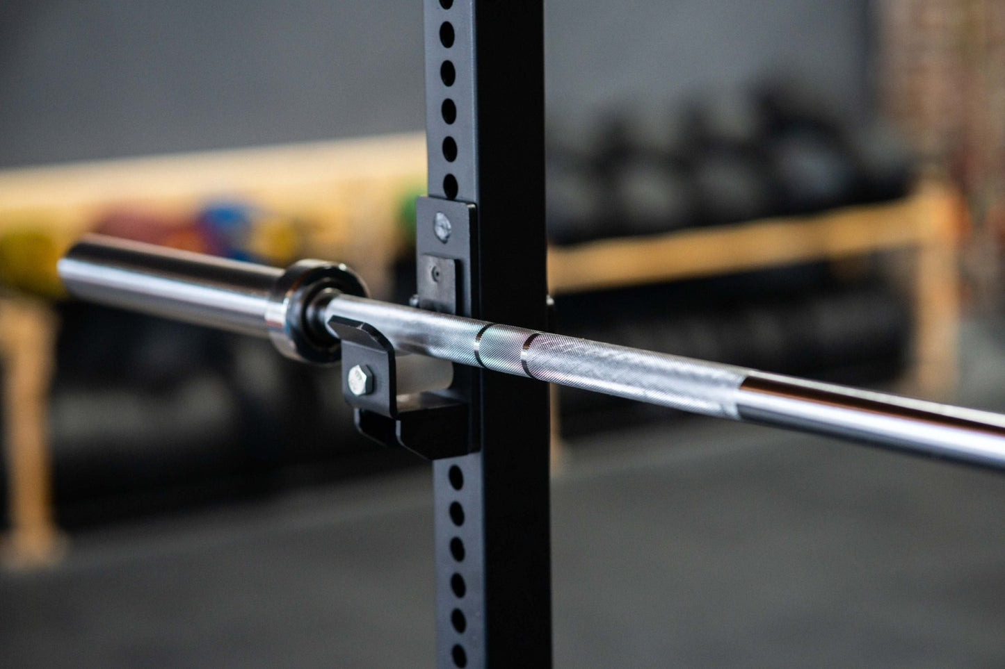 Rackable Olympia Barbell SQMIZE® FOX LINE OB79B (15kg) - SQMIZE Nederland